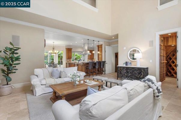 Chandelier, Dining room, Interior, Kitchen, Living room, Pendant Lights, Recessed Lighting