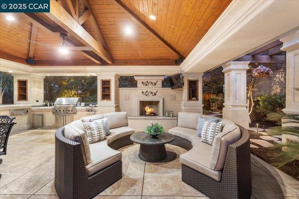 Exterior, Fireplace
