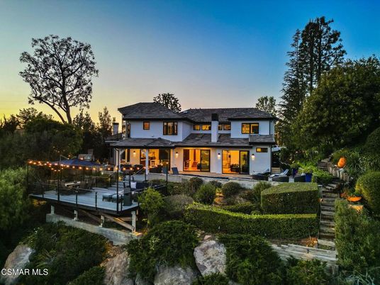Backyard, Exterior, Facade, American Foursquare