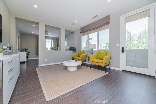 Interior, Living room, Recessed Lighting, Wood Texture Flooring