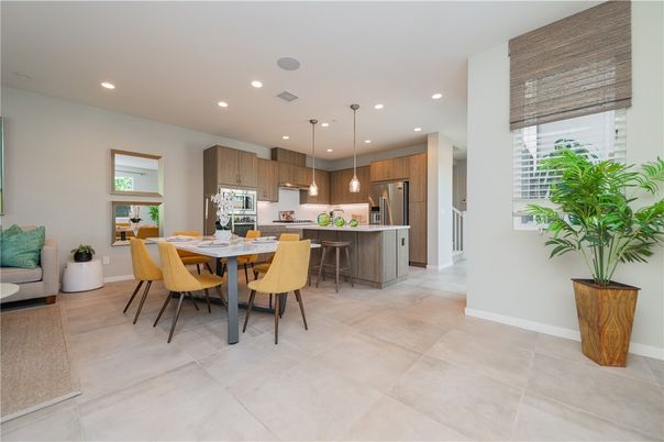 Dining room, Interior, Kitchen, Pendant Lights, Recessed Lighting, Stainless Steel Appliances