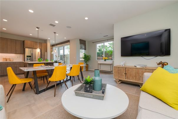 Dining room, Interior, Kitchen, Pendant Lights, Recessed Lighting, Stainless Steel Appliances