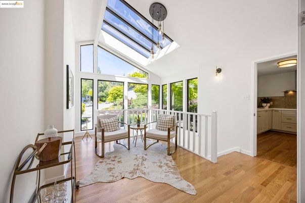 Interior, Sun Room, Wood Texture Flooring