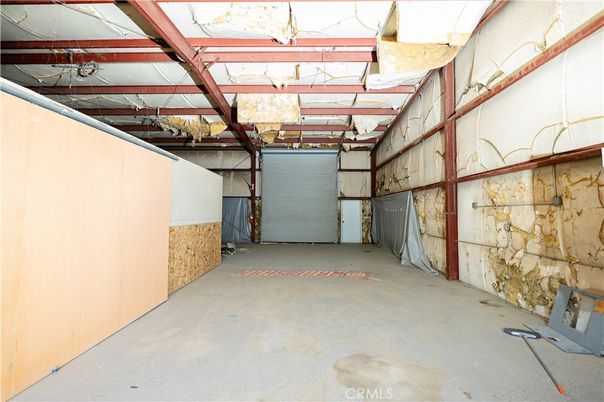 Garage, Interior, Stone Walls