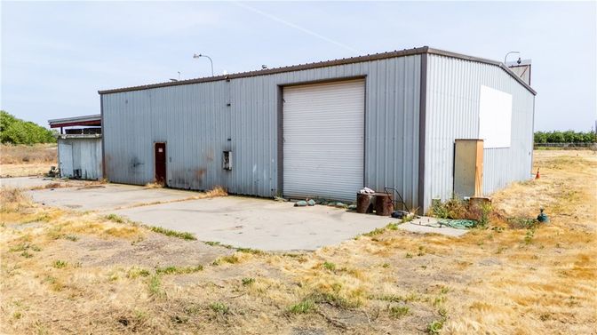 Detached Garage, Exterior