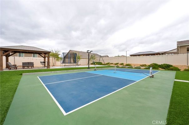 Exterior, Tennis Courts