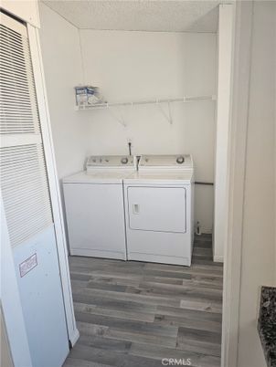 Interior, Utility Closets, Washer, Wood Texture Flooring