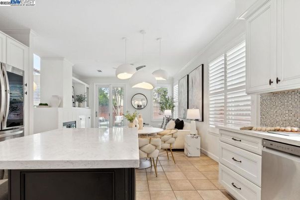 Dining room, Interior, Kitchen, Living room, Pendant Lights, Stainless Steel Appliances