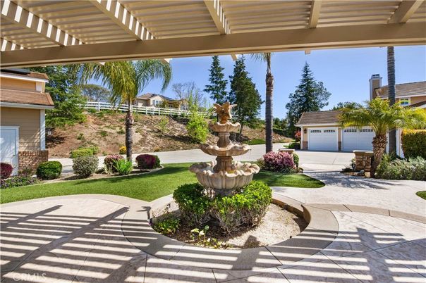 Backyard, Detached Garage, Exterior