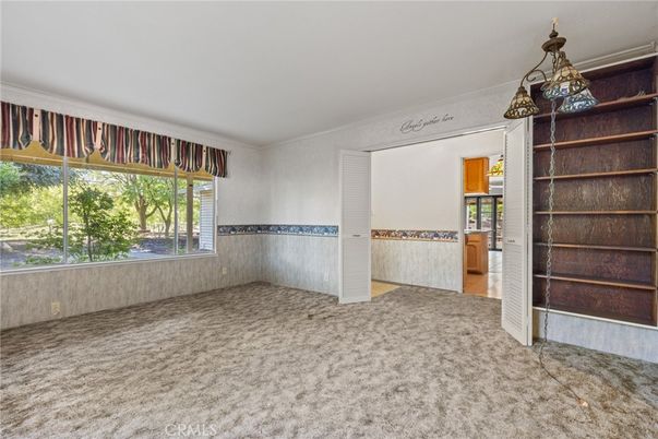 Empty room, Interior, Pendant Lights
