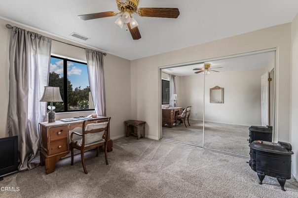 Home Office, Interior