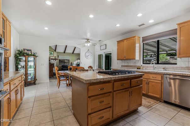Dining room, Interior, Kitchen, Recessed Lighting, Stainless Steel Appliances