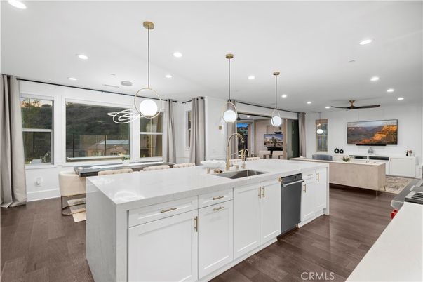 Interior, Kitchen, Living room, Pendant Lights, Recessed Lighting, Wood Texture Flooring