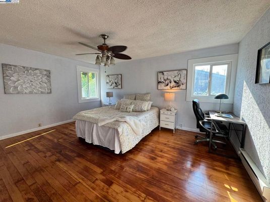 Bedroom, Home Office, Interior, Wood Texture Flooring
