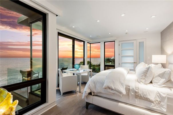 Bedroom, Interior, Recessed Lighting, Water, Wood Texture Flooring