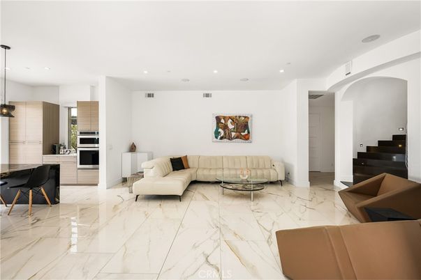 Interior, Kitchen, Living room, Marble, Pendant Lights, Recessed Lighting, Stainless Steel Appliances