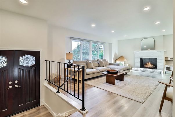 Fireplace, Interior, Living room, Recessed Lighting, Wood Texture Flooring