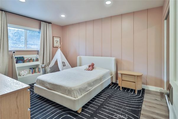 Bedroom, Interior, Recessed Lighting, Wood Texture Flooring