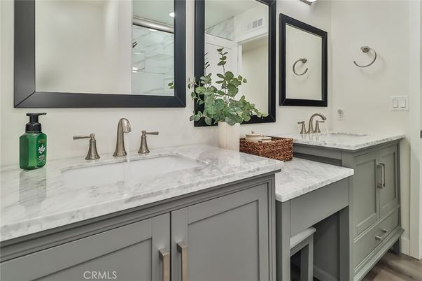 Bathroom, Dual Sink Vanities, Interior, Wood Texture Flooring