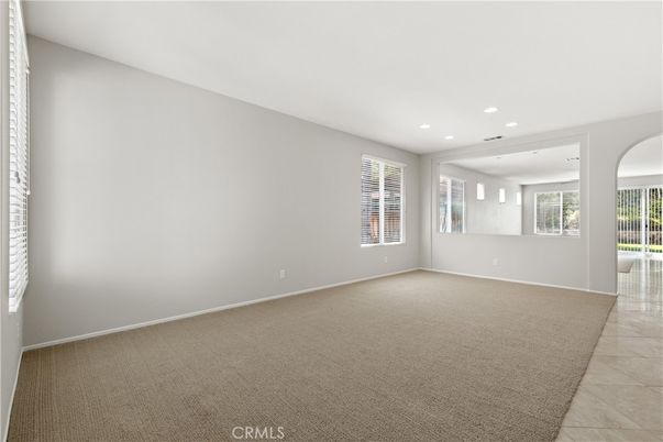 Empty room, Interior, Recessed Lighting