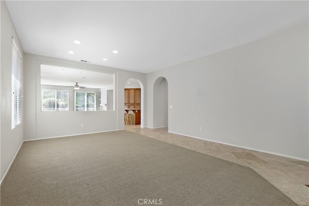 Empty room, Interior, Recessed Lighting