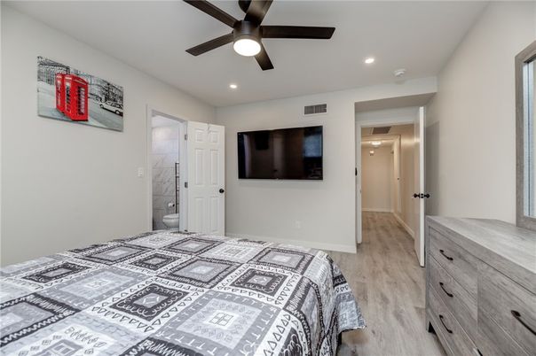 Bedroom, Interior, Recessed Lighting, Wood Texture Flooring