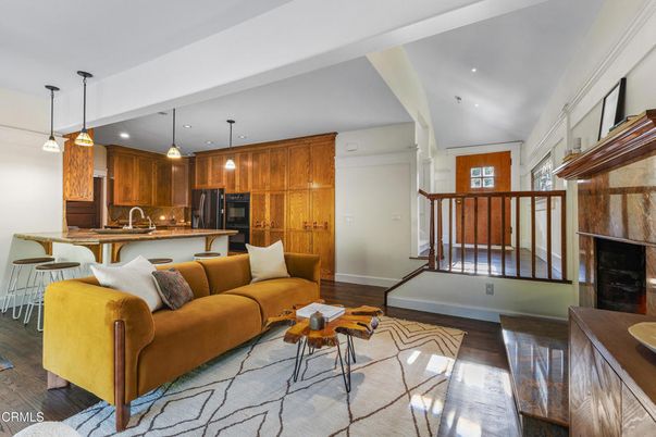 Interior, Kitchen, Living room, Pendant Lights, Recessed Lighting, Wood Texture Flooring