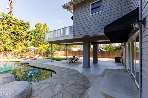Exterior, Pool