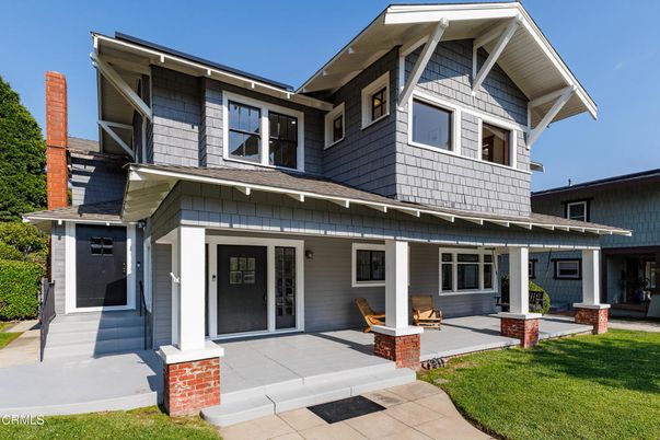Exterior, Facade, American Craftsman