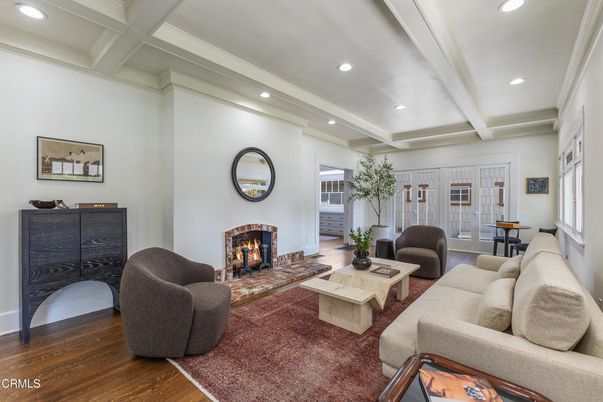 Fireplace, Interior, Living room, Recessed Lighting, Wood Texture Flooring