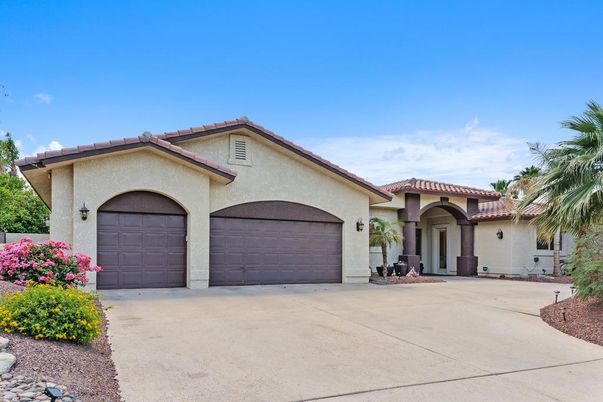 Attached, Exterior, Facade, Spanish Mediterranean