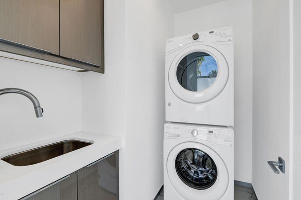 Interior, Utility Closets, Washer