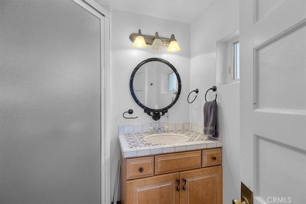 Bathroom, Interior, Tile Countertops
