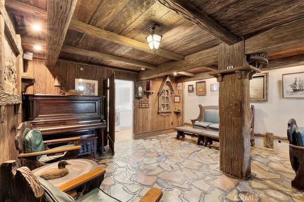 Interior, Piano, Wooden Beams, Wooden Ceilings, Wooden Walls