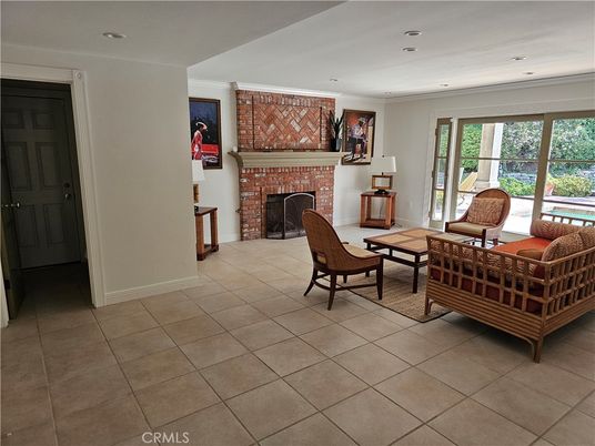 Fireplace, Interior, Living room, Recessed Lighting