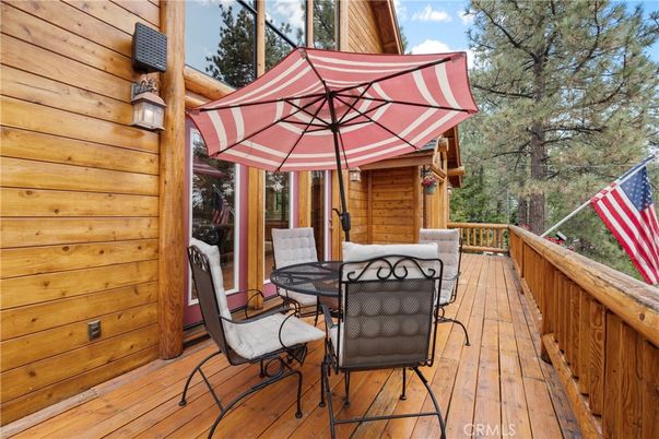 Exterior, Wood Texture Flooring