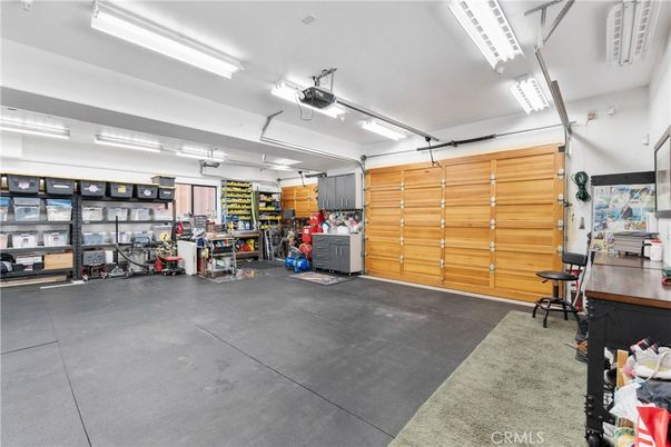 Garage, Interior