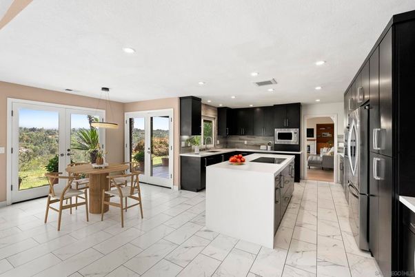 Dining room, Interior, Kitchen, Marble, Pendant Lights, Recessed Lighting, Stainless Steel Appliances