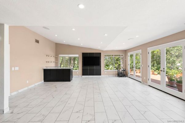 Empty room, Interior, Marble, Recessed Lighting