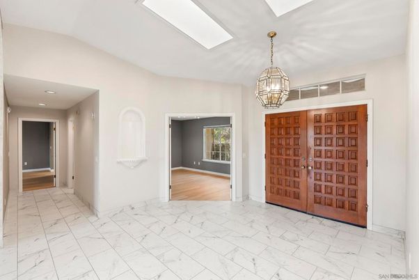 Chandelier, Interior, Marble, Recessed Lighting, Wood Texture Flooring