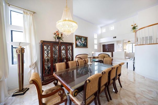 Chandelier, Dining room, Interior