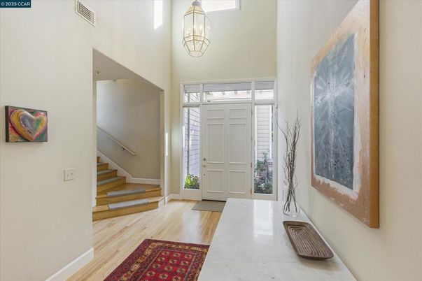Interior, Pendant Lights, Wood Texture Flooring