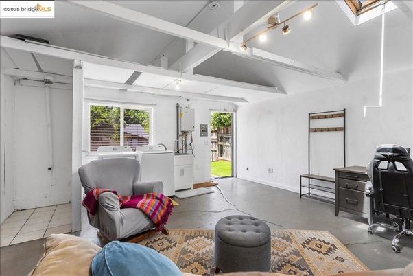 Home Office, Interior, Washer