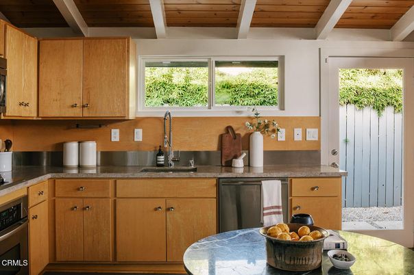 Interior, Kitchen, Stainless Steel Appliances, Wooden Beams, Wooden Ceilings