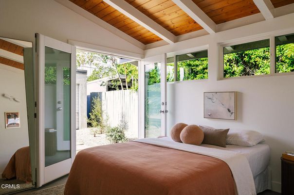 Bedroom, Interior, Wooden Beams, Wooden Ceilings