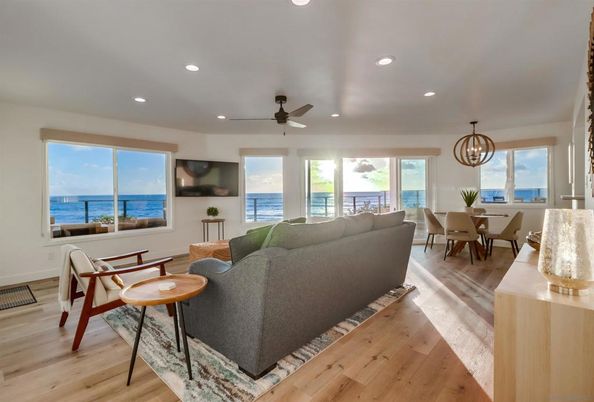 Chandelier, Dining room, Interior, Living room, Recessed Lighting, Water, Wood Texture Flooring