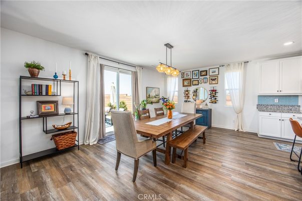 Dining room, Interior, Pendant Lights, Recessed Lighting, Wood Texture Flooring