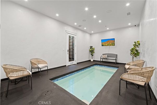 Interior, Pool, Recessed Lighting