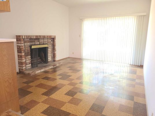 Empty room, Fireplace, Interior