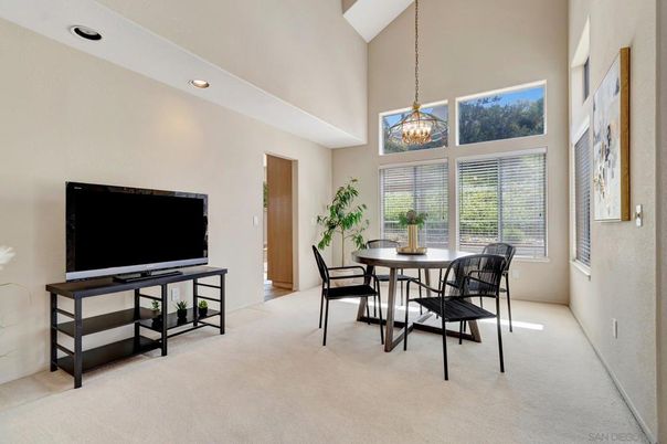 Dining room, Interior, Pendant Lights, Recessed Lighting